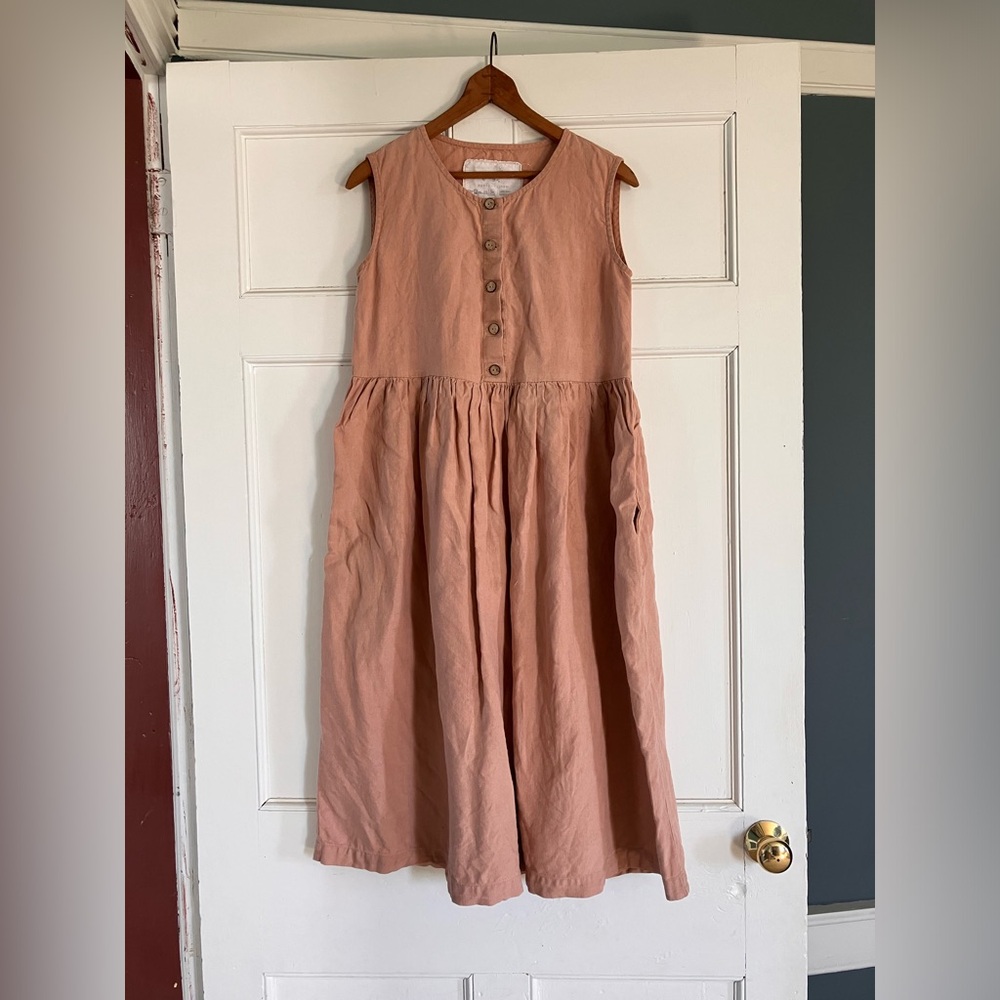 notPERFECTLINEN sleeveless Mama dress.